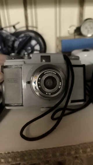2 Fotocamere Vintage Halina Paulette Nere