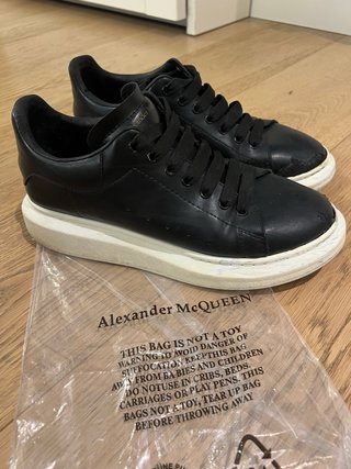 Scarpe Alexander McQueen nere e bianche