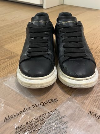 Scarpe Alexander McQueen nere e bianche