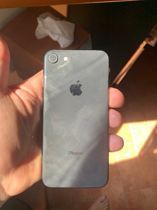 iPhone 8 Nero con segni di usura (vedi descrizione