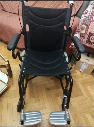 Silla de ruedas plegable