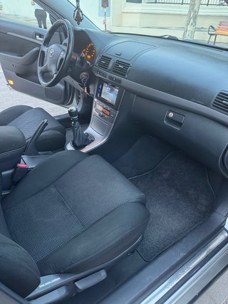 Toyota Avensis 2008