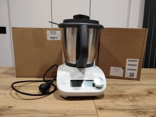Thermomix Friend sin usar completa