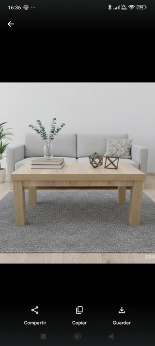 Mesa de centro de madera clara