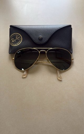 Gafas Ray-Ban Aviator Doradas y Negras