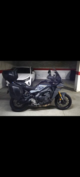 Yamaha Tracer 9 GT+ 2024 Gris