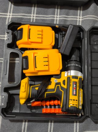 Radial y taladro a batería con maletín