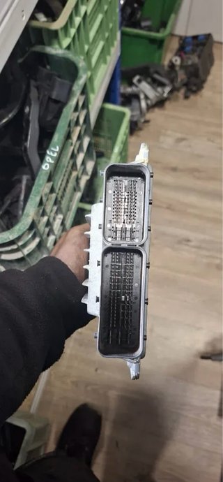 Centralita BMW Siemens VDO MSD80.2