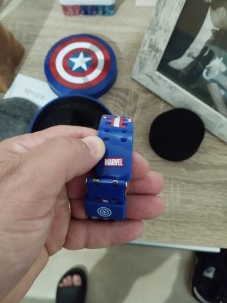 Casio g shock edición limitada capitán América