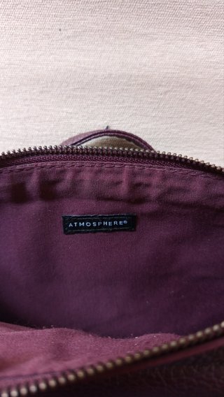 Bolso morado bandolera