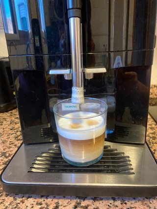 Macchina da caffè Siemens EQ 300 super automatica