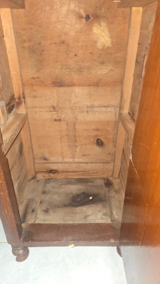 Armario antiguo madera pino y mármol