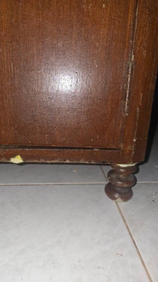 Armario antiguo madera pino y mármol