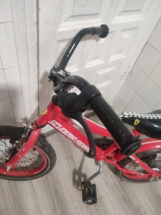 Bici Ferrari Niños 16 Roja