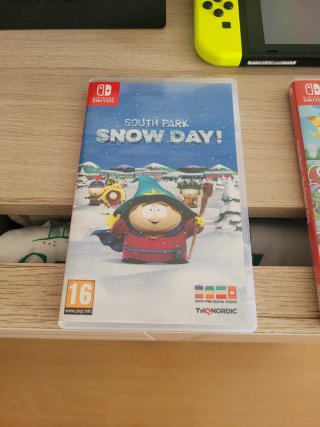 Nintendo Switch + Valigetta, Giochi e Accessori