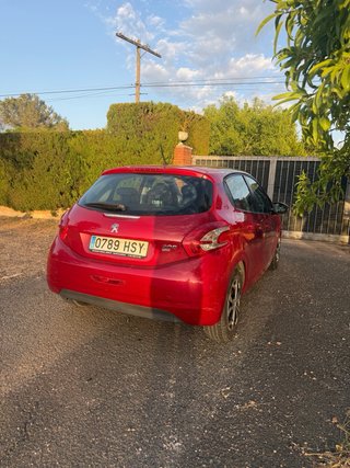 Peugeot 208 1.6 hdi automático