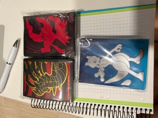 Fundas para cartas Pokémon Mewtwo y Zacian