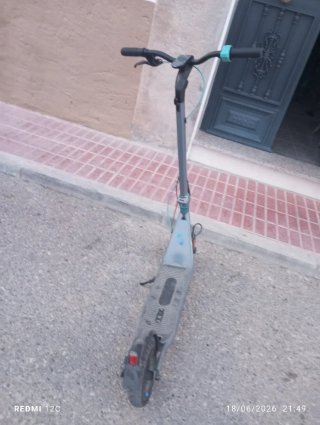 Patinete Cecotec Bongo D20