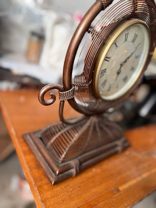 Orologio da tavolo in forgiatura vintage