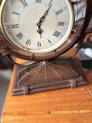 Orologio da tavolo in forgiatura vintage
