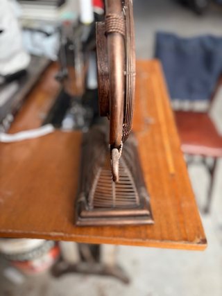 Orologio da tavolo in forgiatura vintage