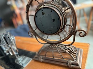 Orologio da tavolo in forgiatura vintage