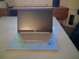 Computer portatile HP 14-dv0004ns i5/8 GB RAM.