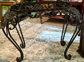 Arcón antiguo madera y metal