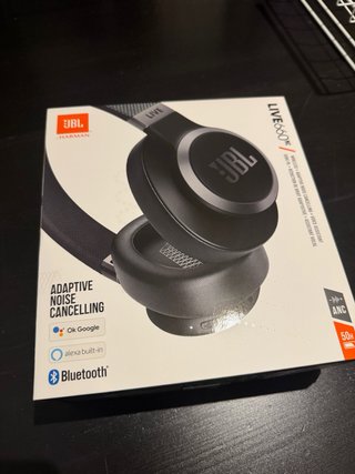 Auriculares JBL Live 660 NC Inalámbricos Negros