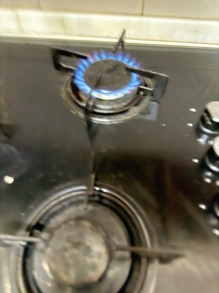 Cocina de gas negra cata