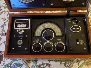 Radio Despertador S.O.S.L. Collection