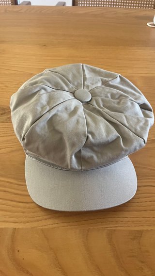 Gorra estilo boina beige