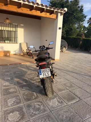 Honda Hornet Negra