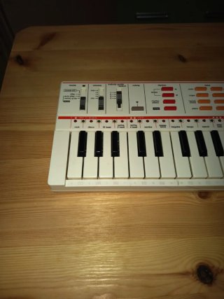 Órgano Casio PT-82 vintage