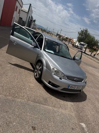 Ford Mondeo 2004