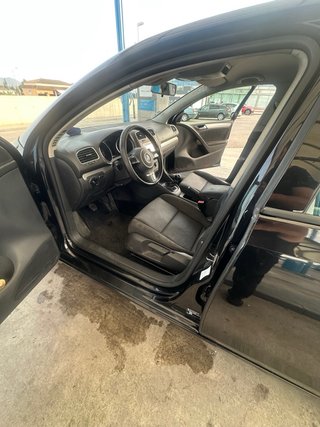 Volkswagen Golf 2011 1.6TDI