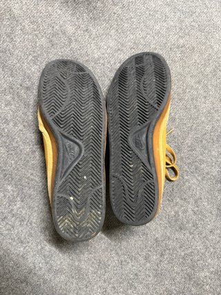 Nike Zapatillas Marrones y Amarillas