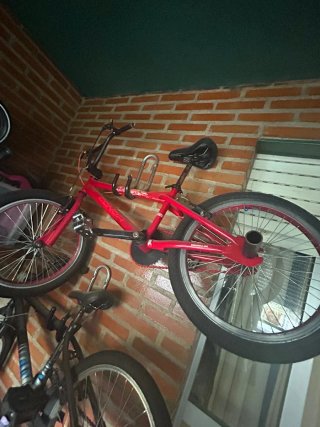 Bicicleta BMX Roja Conor Bicicleta BMX Negra 2=60