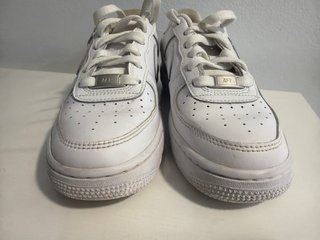 Nike Air Force 1 Talla 35.5