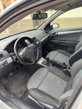 Opel Astra 2005