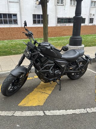 Zontes C125 Negra - Moto Cruiser Manual