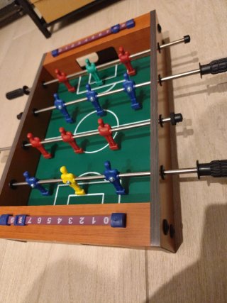 Futbolín de mesa pequeño