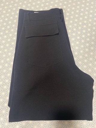 Pantalón Bershka baggy talla 36 negro