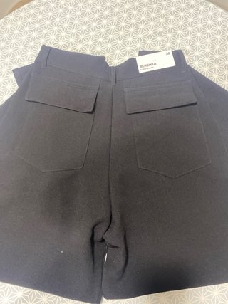 Pantalón Bershka baggy talla 36 negro