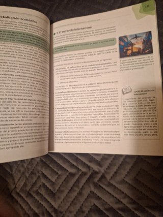 Libros texto Economía