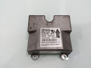 583480 centralita airbag 13188856 opel zafira b