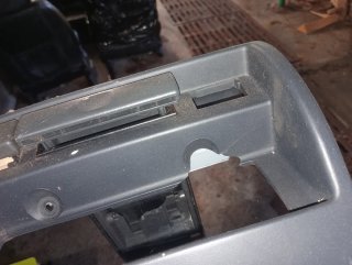 Consola Nissan Terrano 2