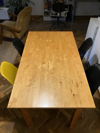Mesa comedor madera + 4 replica silla Eames