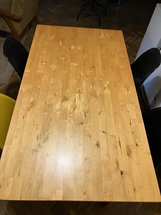 Mesa comedor madera + 4 replica silla Eames