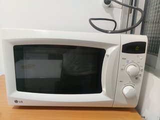 Lavadora Indesit + Microondas de regalo